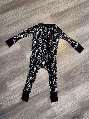 Caden Lane Skeleton Print Bamboo Sleeper